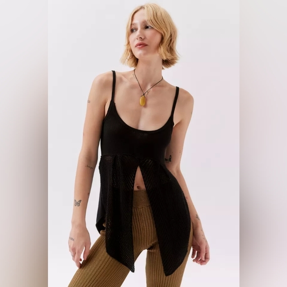 UO - Emmy Flyaway Tank Top - Picture 1 of 12